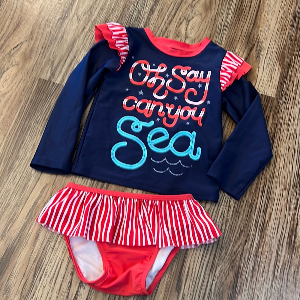 LIKE NEW!! Cat & Jack girls rash-guard swim suit set - size 3T